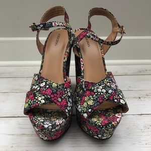 Floral Print Platform Shoes